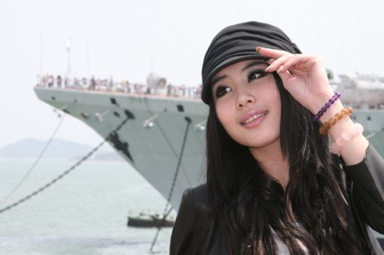 《亮劍》女兵玩家照片寫真